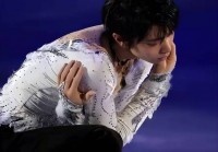 羽生结弦求婚成功，女方身份背景大揭秘！