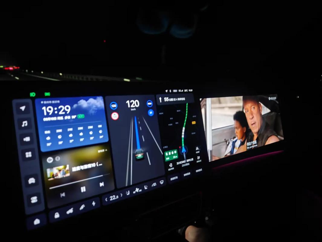 网游之创月：热血网游竞技，感受创月魅力