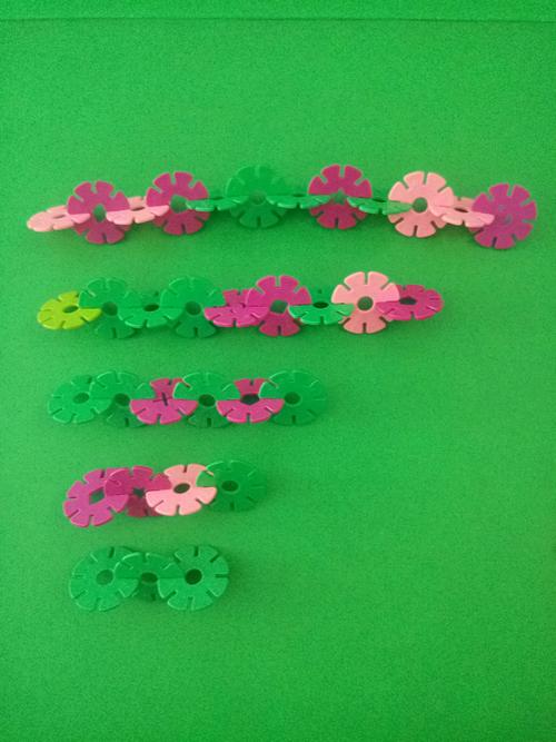 翻木块挑战极限，考验你的智力与耐力！