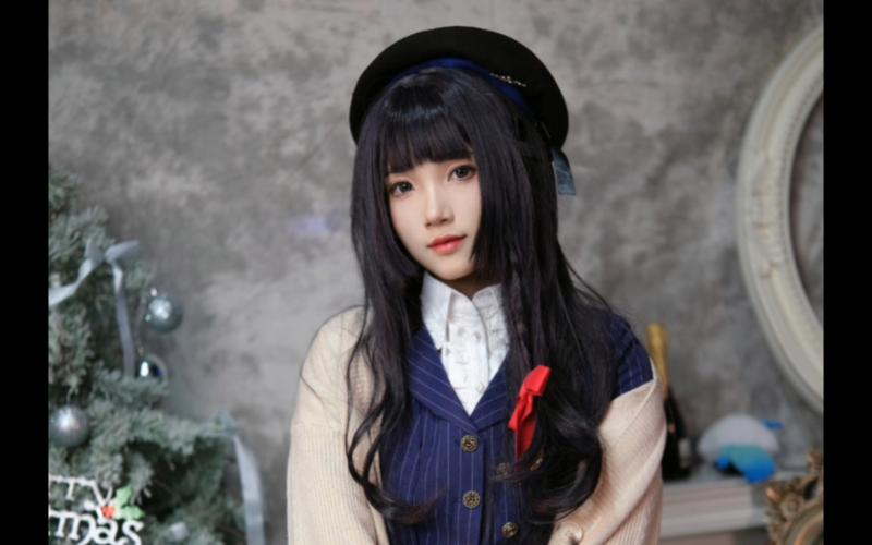 罕见coser小小白素颜照片，满足你对大神真实长相的好奇心！