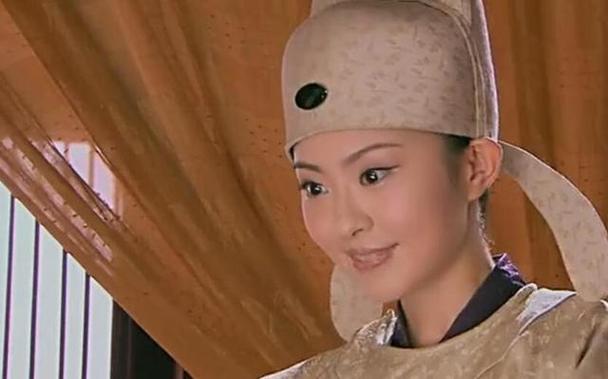 王者荣耀武则天这样出装,上官婉儿完全被压制!